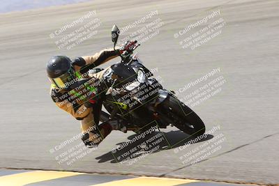 media/Apr-10-2022-SoCal Trackdays (Sun) [[f104b12566]]/Bowl (11am)/